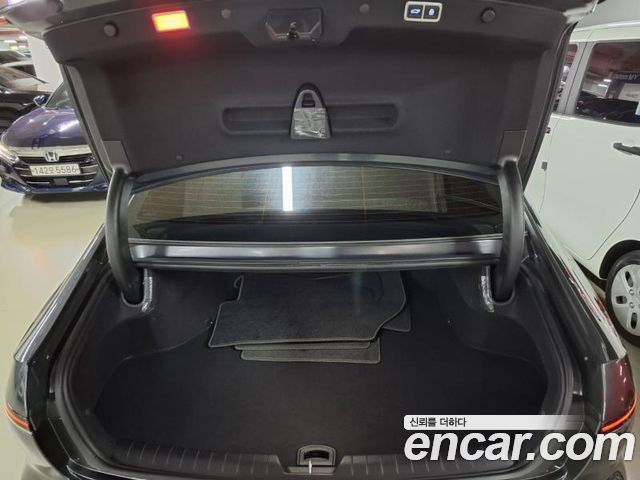 Hyundai Grandeur (GN7) 2,5 Gasoline 2WD Exclusive 2025 — фото 20