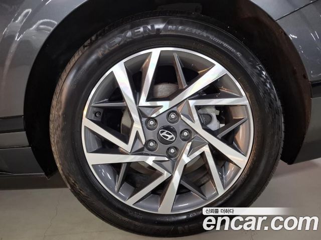 Hyundai Grandeur (GN7) 2,5 Gasoline 2WD Exclusive 2025 — фото 23