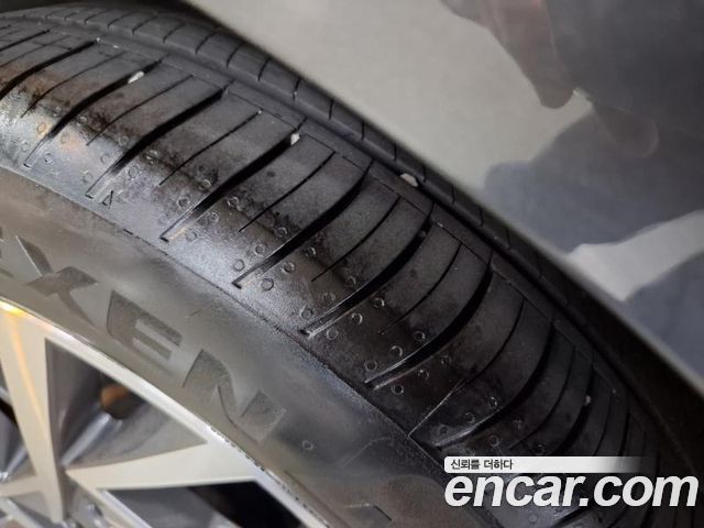 Hyundai Grandeur (GN7) 2,5 Gasoline 2WD Exclusive 2025 — фото 24