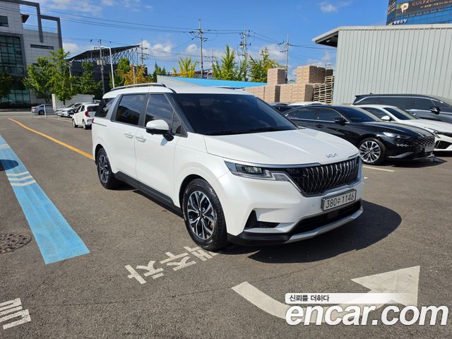 Kia Carnival (IV) Gasoline 9-Seater Prestige 2023 — фото 2