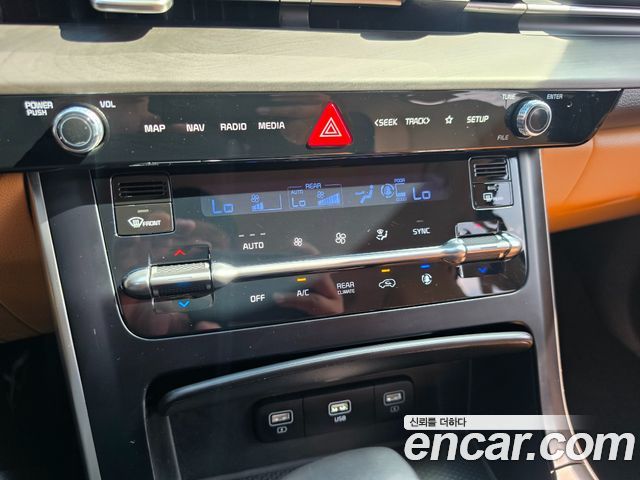 Kia Carnival (IV) Gasoline 9-Seater Prestige 2023 — фото 23