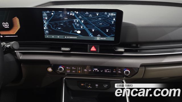 Kia Carnival (IV) HEV 9-Seater Hi-Limousine (Special vehicle) 2025 — фото 14