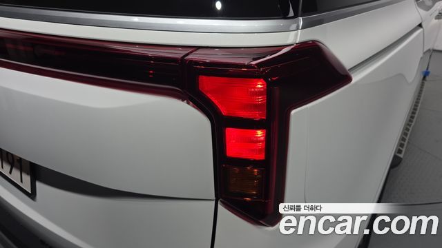 Kia Carnival (IV) HEV 9-Seater Hi-Limousine (Special vehicle) 2025 — фото 23