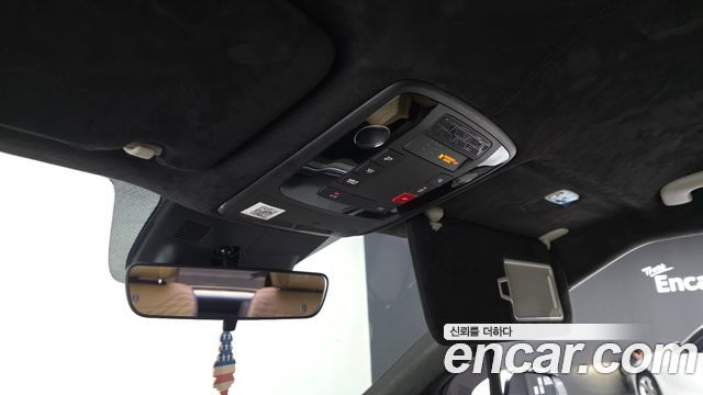 Kia Carnival (IV) HEV 9-Seater Hi-Limousine (Special vehicle) 2025 — фото 27
