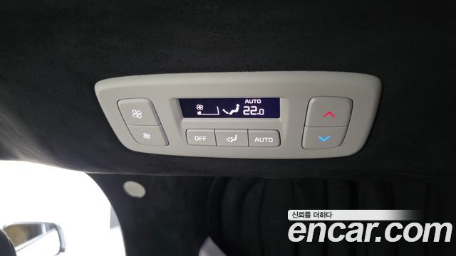 Kia Carnival (IV) HEV 9-Seater Hi-Limousine (Special vehicle) 2025 — фото 30
