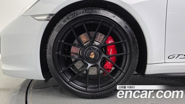 Porsche 911 Carrera GTS Cabriolet 991 2019 — фото 5