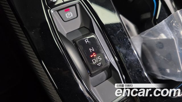 Audi A5 (B10) 40 TFSI Quattro S Line Black Edition 2025 — фото 9