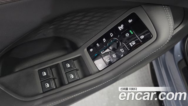 Audi A5 (B10) 40 TFSI Quattro S Line Black Edition 2025 — фото 36