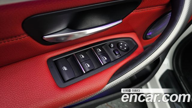 BMW 4 Series (F32) 430i M Sport Convertible 2018 — фото 17