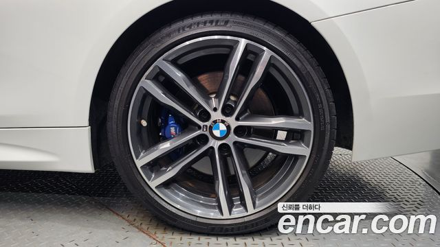 BMW 4 Series (F32) 430i M Sport Convertible 2018 — фото 21