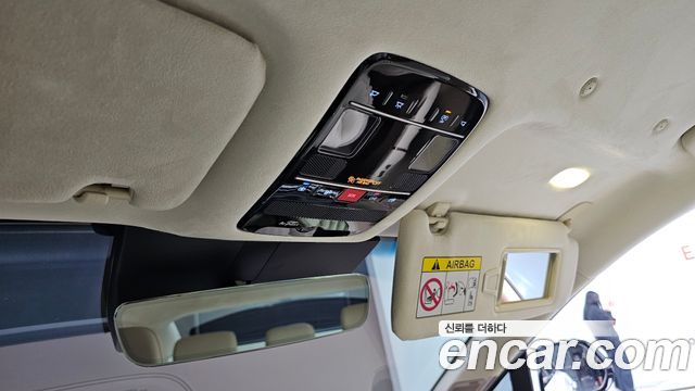 Hyundai Grandeur (GN7) 2,5 Gasoline 2WD Calligraphy 2025 — фото 22