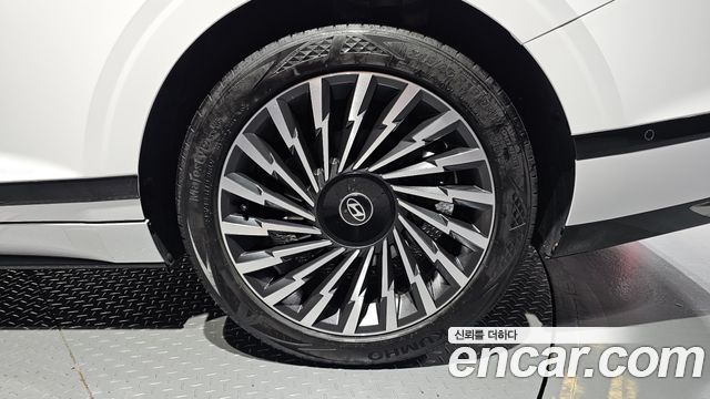 Hyundai Grandeur (GN7) 2,5 Gasoline 2WD Calligraphy 2025 — фото 27