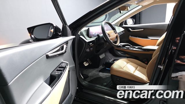 Kia EV6 Long Range Earth 2023 — фото 10