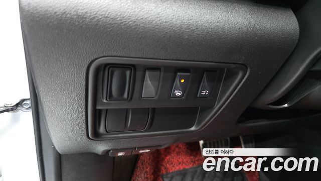 Renault Korea QM6 Gasoline 2WD RE Signature 2019 — фото 27
