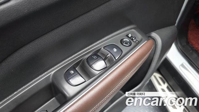 Renault Korea QM6 Gasoline 2WD RE Signature 2019 — фото 30