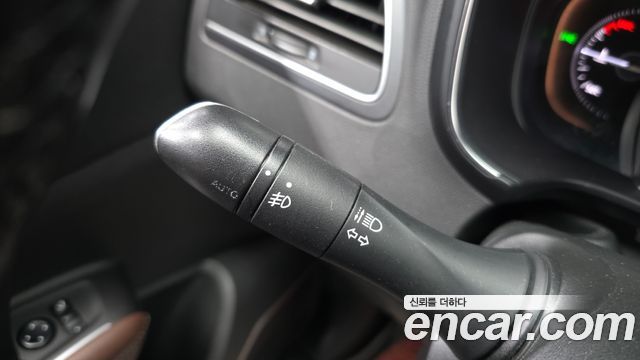 Renault Korea QM6 Gasoline 2WD RE Signature 2019 — фото 33