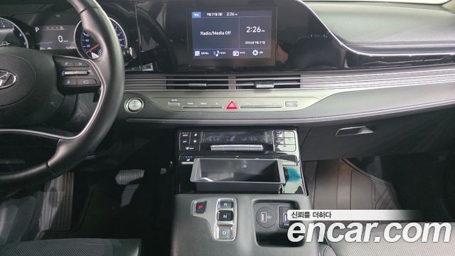 Hyundai Grandeur (IG) 3.0 LPi (Taxi) Deluxe 2023 — фото 15