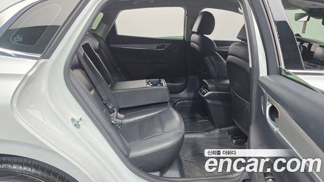 Hyundai Grandeur (IG) 3.0 LPi (Taxi) Deluxe 2023 — фото 19