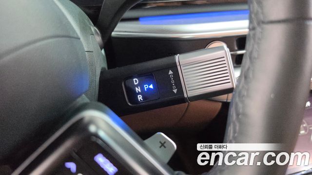 Hyundai Grandeur (GN7) 2,5 Gasoline 2WD Premium 2023 — фото 9