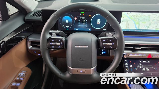 Hyundai Grandeur (GN7) 2,5 Gasoline 2WD Premium 2023 — фото 13