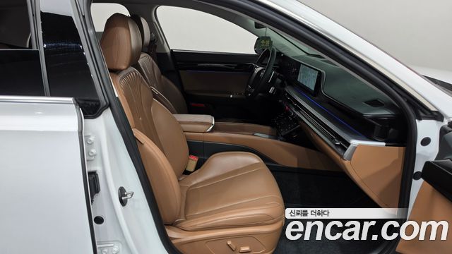 Hyundai Grandeur (GN7) 2,5 Gasoline 2WD Premium 2023 — фото 26