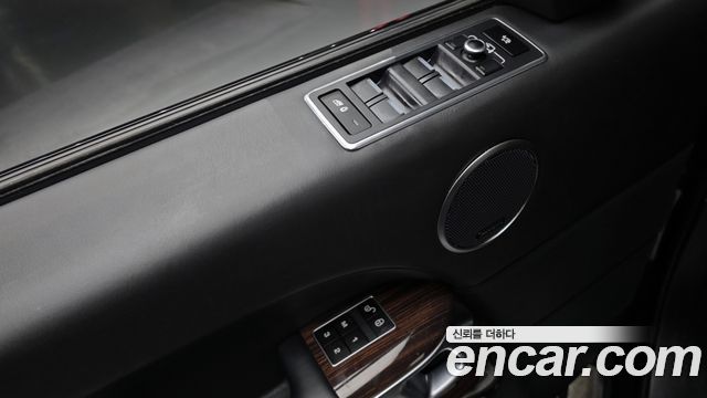 Land Rover Range Rover (IV) 5.0 SC AB 2014 — фото 12
