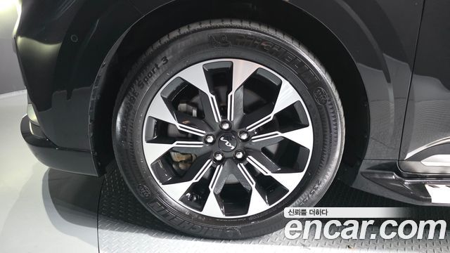 Kia Carnival (IV) Gasoline 7-Seater Hi-Limousine Signature 2023 — фото 5