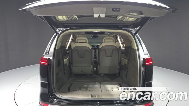 Kia Carnival (IV) Gasoline 7-Seater Hi-Limousine Signature 2023 — фото 20