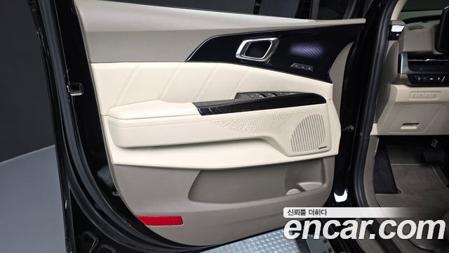 Kia Carnival (IV) Gasoline 7-Seater Hi-Limousine Signature 2023 — фото 24