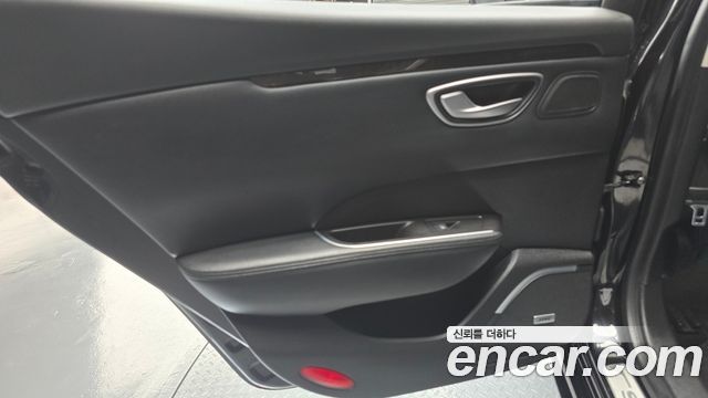 Renault Korea SM6 1.6 TCe RE 2016 — фото 25