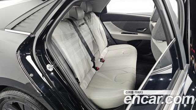 Hyundai Avante (CN7) 1.6 Inspiration 2022 — фото 12