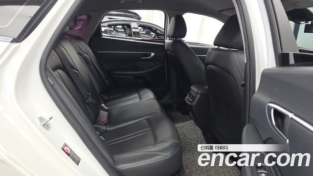 Hyundai Sonata (DN8) 2.0 LPG Premium 2021 — фото 12
