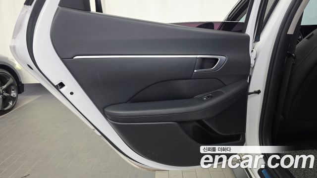 Hyundai Sonata (DN8) 2.0 LPG Premium 2021 — фото 25