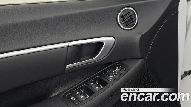 Hyundai Sonata (DN8) 2.0 LPG Premium 2021 — фото 32