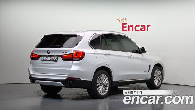 BMW X5 (F15) xDrive 30d 2016 — фото 2