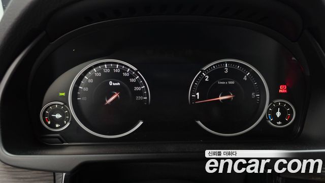 BMW X5 (F15) xDrive 30d 2016 — фото 8