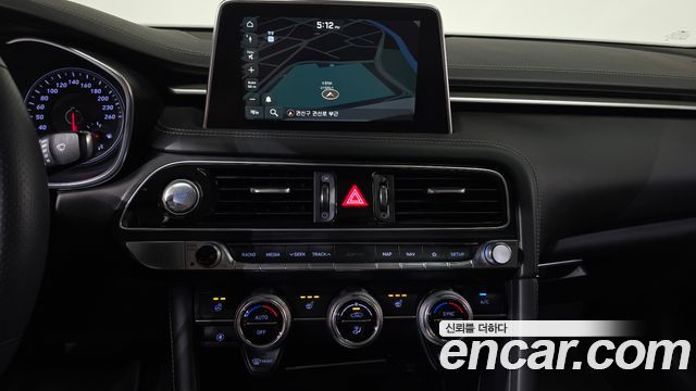 Genesis G70 2.0T Advanced 2020 — фото 16
