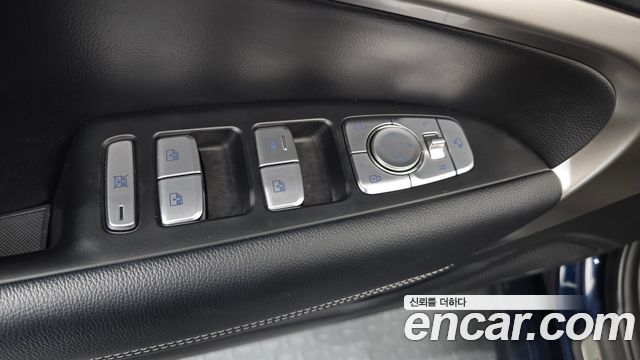 Genesis G70 2.0T Advanced 2020 — фото 24