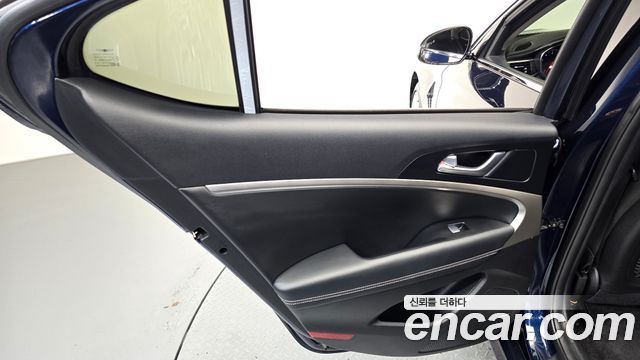 Genesis G70 2.0T Advanced 2020 — фото 31