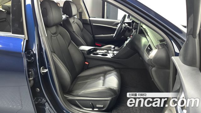 Genesis G70 2.0T Advanced 2020 — фото 32