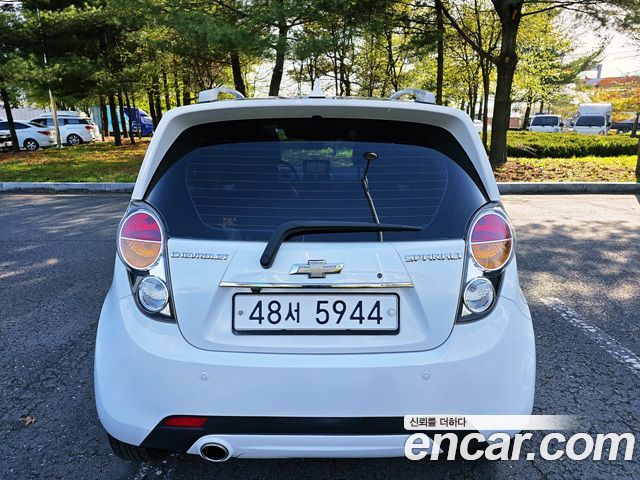 Chevrolet Spark LT Special Edition 2012 — фото 3