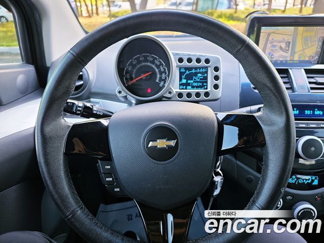 Chevrolet Spark LT Special Edition 2012 — фото 8