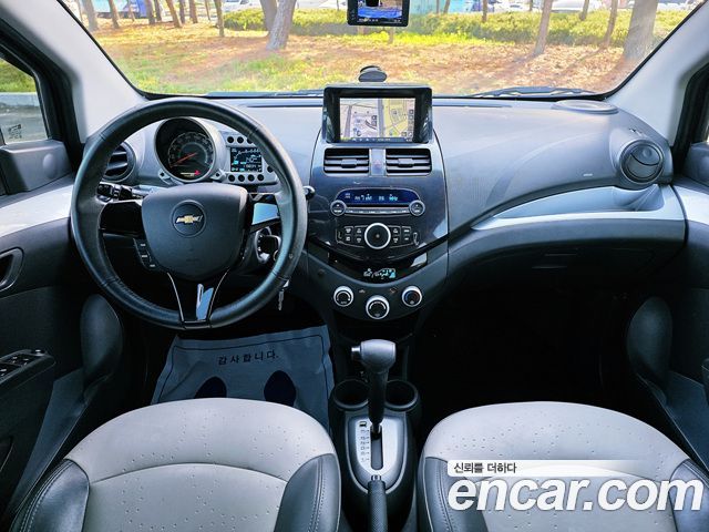 Chevrolet Spark LT Special Edition 2012 — фото 15