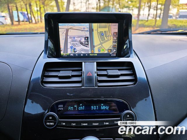 Chevrolet Spark LT Special Edition 2012 — фото 16