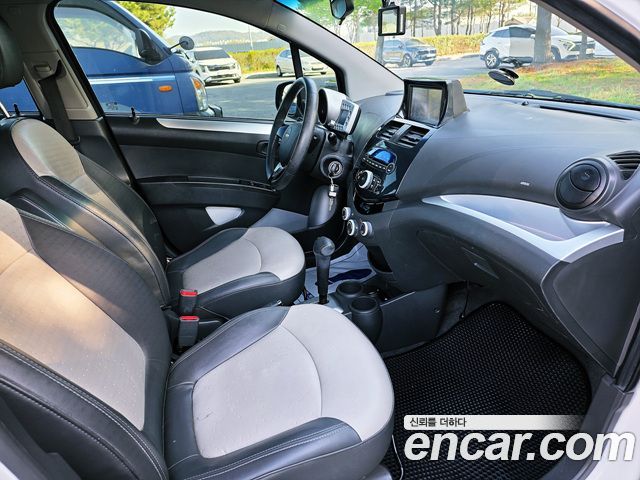 Chevrolet Spark LT Special Edition 2012 — фото 23