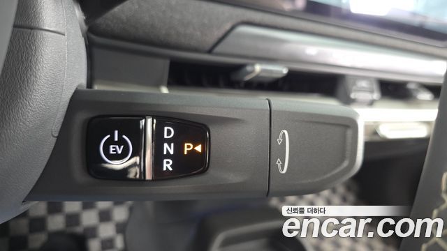 Kia EV3 Long Range 2WD GT Line 2025 — фото 9