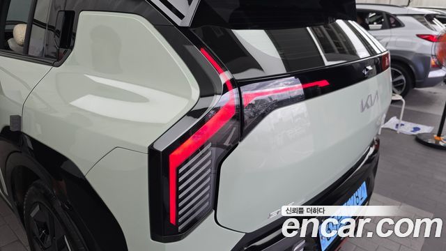 Kia EV3 Long Range 2WD GT Line 2025 — фото 23