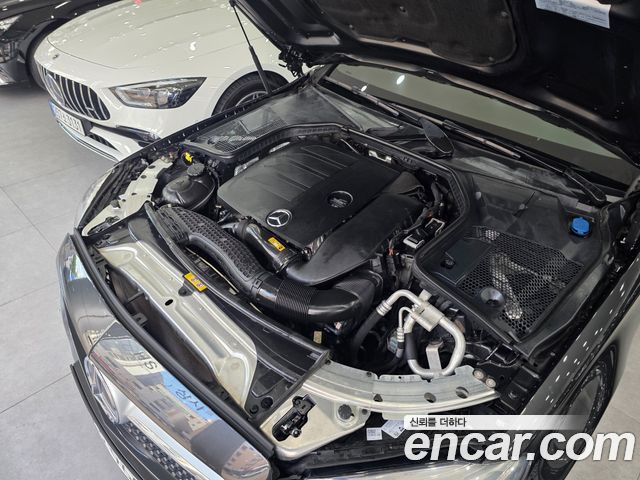 Mercedes-Benz C-Class (W205) C200 Cabriolet 2019 — фото 6