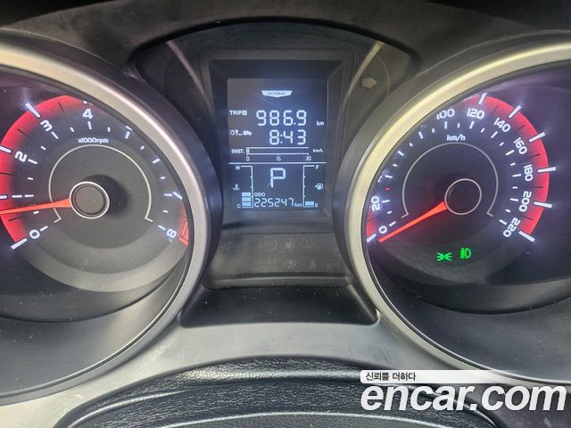 KG Mobility (SsangYong) Tivoli VX 2WD 2016 — фото 8