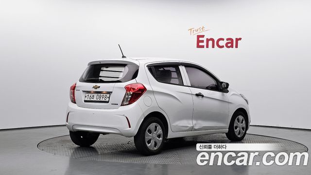 Chevrolet Next Spark Van 2016 — фото 2